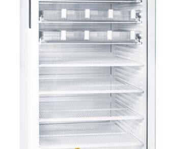Armoire positive 5°C ± 3°C, 569 litres, porte vitrée